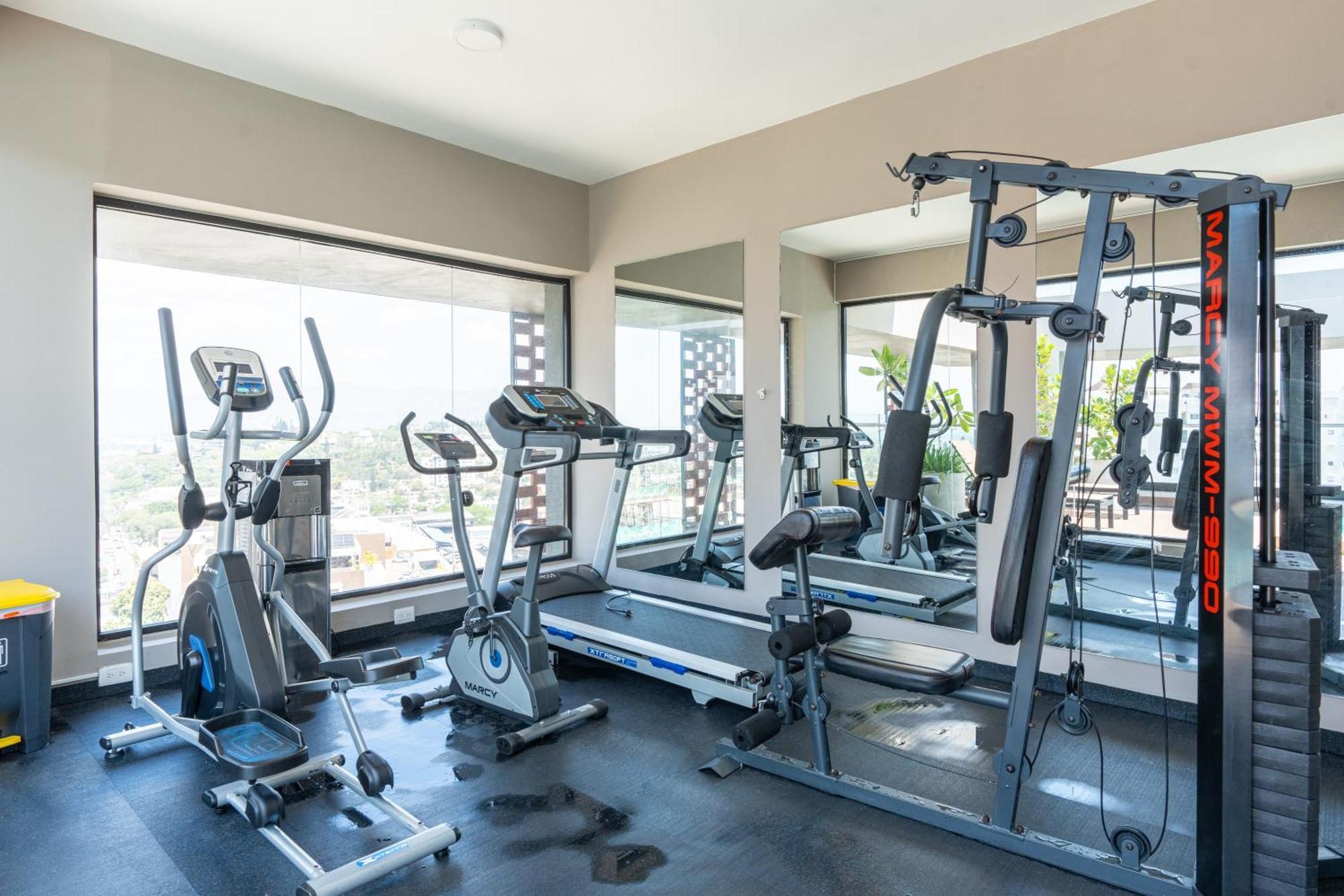 Modern Luxury Condo With Rooftop Pool & Gym Santiago De Los Caballeros Esterno foto